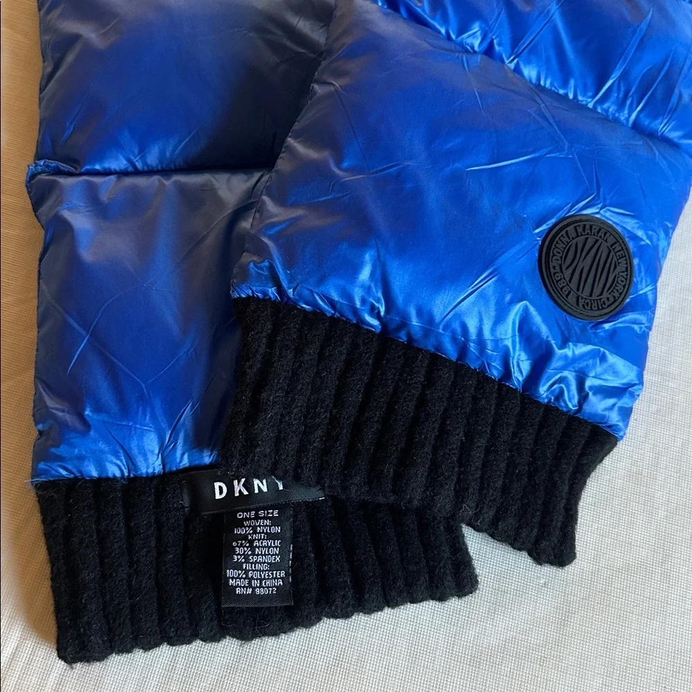 DKNY Quilted Puffer Scarf, One Size - Picture 3 of 9